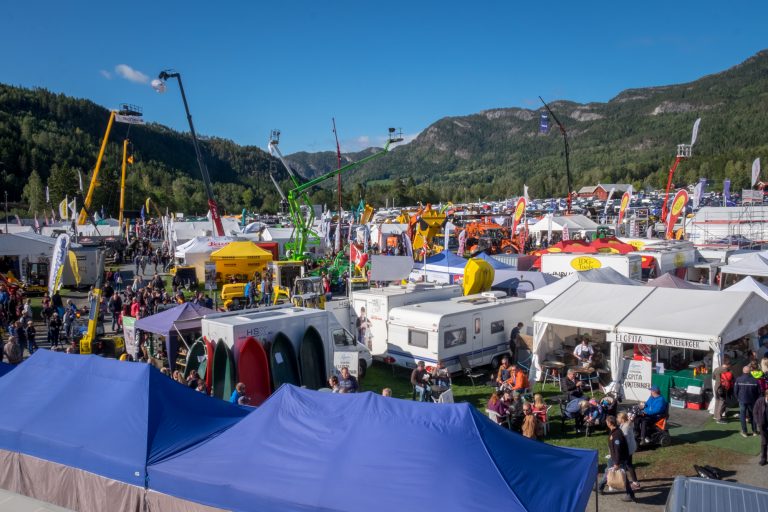 Dyrsku'n er ein stor og synleg arena for anleggsbransjen.